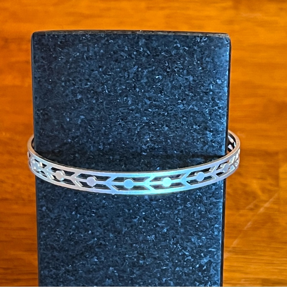 Molly M Designs rhodium bracelet